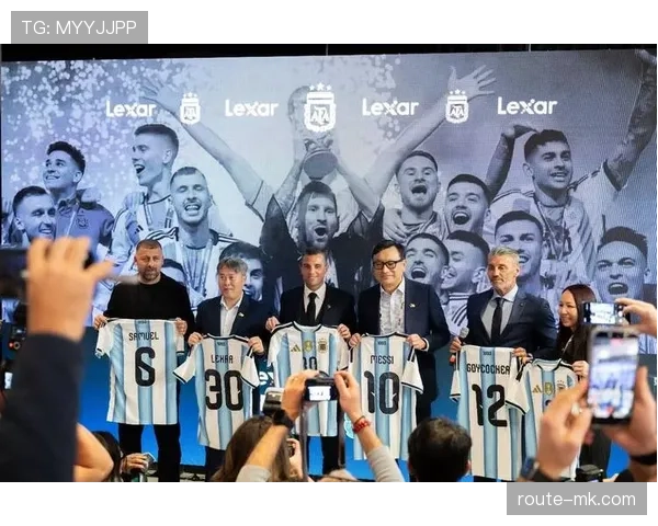 阿根廷国家队积极备战2026世界杯，年轻新星崭露头角助力球队士气高涨