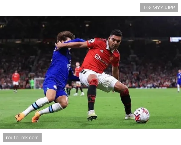 赖斯与卡塞米罗:防守型中场的战术角色对比 赖斯与卡塞米罗:防守型中场的战术角色对比