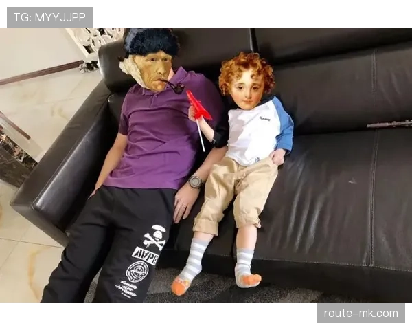 杨威家里居然有健身房，你说这娃还能偷懒？